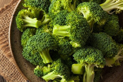 Supa de broccoli: beneficii incredibile