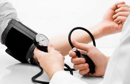 Tensiunea redusă cu o băutură medicinală cu lămâie