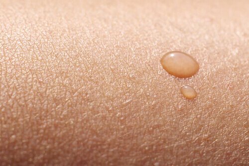 Uleiuri naturale care oferă protecție solară și nu afectează pielea
