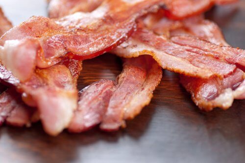 O salată sănătoasă nu trebuie să conțină bacon