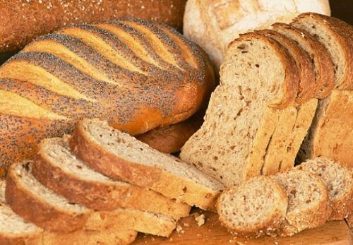 Pâinea integrală te ajută să dormi mai bine