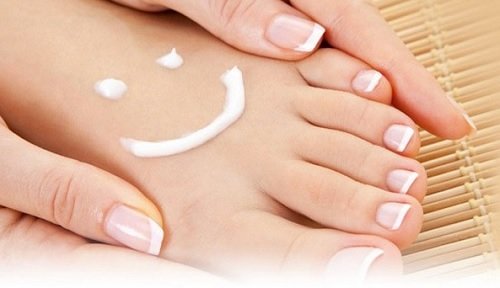 Aplică o cremă antifungică pentru a preveni ciuperca unghiei