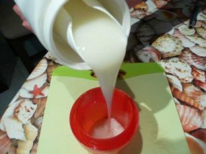Detergent lichid din ingrediente reciclate