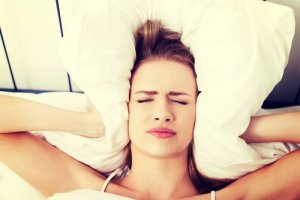 Durerile de cap matinale – cele mai frecvente cauze
