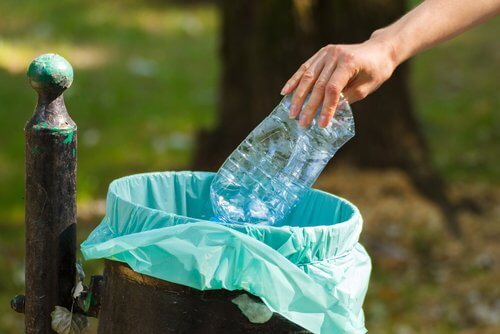 Plasticul poate provoca diverse boli