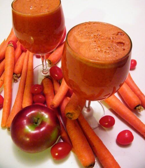 Smoothie-uri cu morcovi și mere