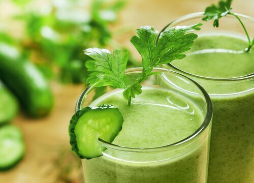 Castravete ca ingredient în smoothie-uri diuretice