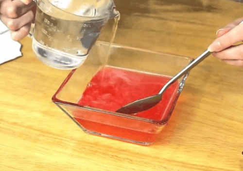 Puțină gelatină te ajută să prepari un odorizant ecologic incredibil