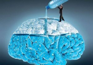 5 dintre efectele apei asupra creierului
