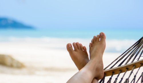 Beneficiile vacanțelor precum mărirea nivelului de energie