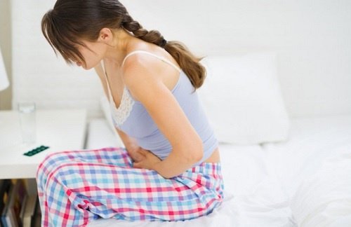 Crampele abdominale pot indica o problemă la colon