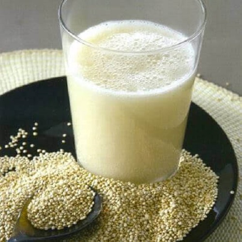 Laptele de quinoa ușor de preparat