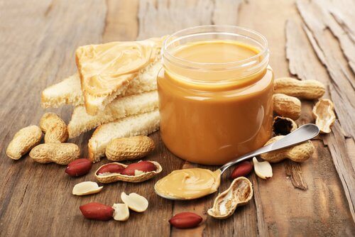 Untul de arahide este unul dintre acele alimente care pot provoca migrene