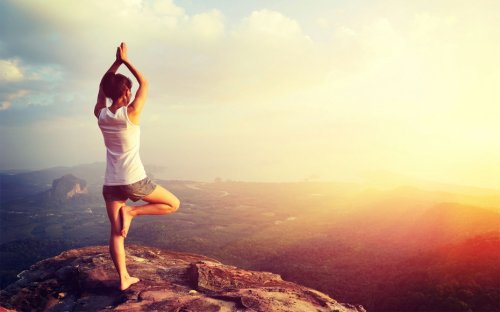 Yoga prezintă beneficii emoționale și intelectuale