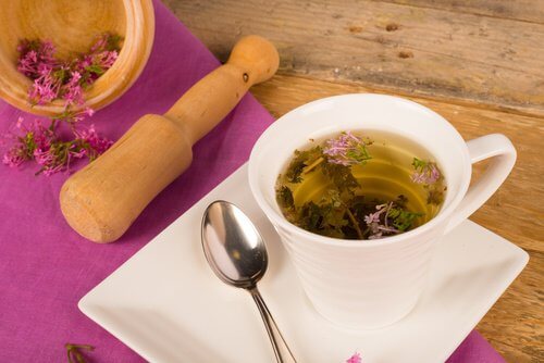 Remedii naturiste pentru uscăciunea vaginală cu valeriană