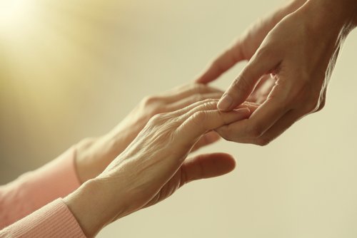 Scleroza multiplă afectează mâinile