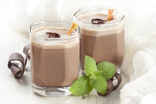 Shake-urile de ciocolată nu sunt bune pentru oasele copiilor