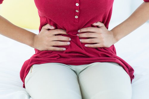 Frunzele de papaya sunt utile pentru crampe menstruale