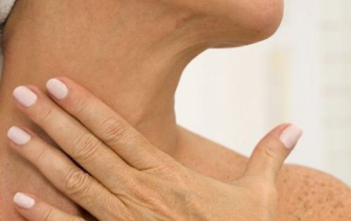 Ridurile de pe gât: 5 remedii naturale