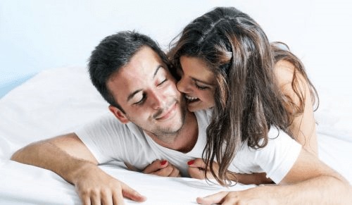 Evită gândurile negative pentru a combate anorgasmia feminină