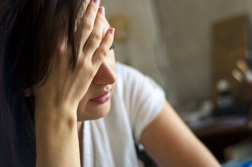 Oboseala accentuată este printre principalele simptome ale hiperglicemiei