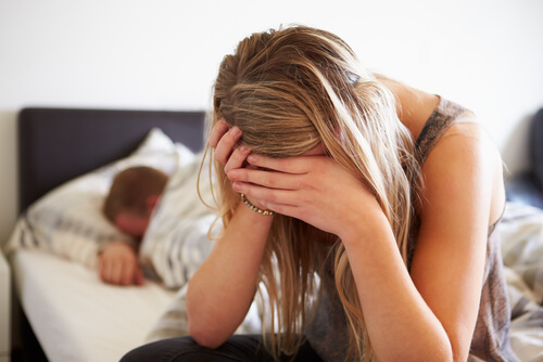Anxietatea și depresia pot fi efecte ale abuzului emoțional