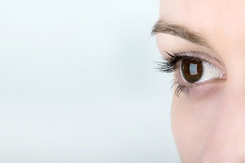 este posibilă îmbunătățirea vederii tulbure în ochi după corectarea vederii