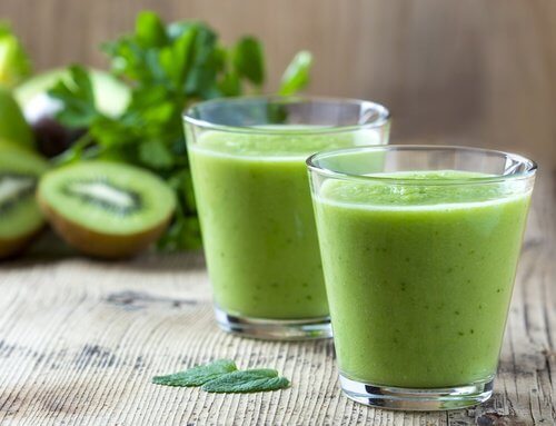 Băuturi pentru slăbit cu spanac și kiwi