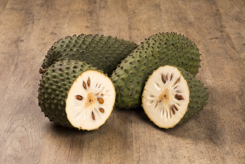 Beneficii ale sucului de graviola din fructul proaspăt