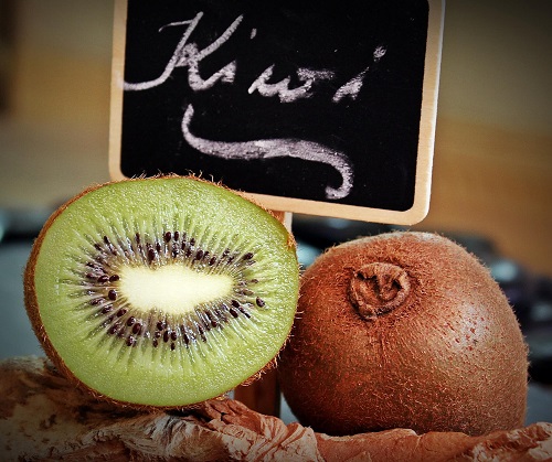 Kiwi pe lista de fructe pentru a trata constipația