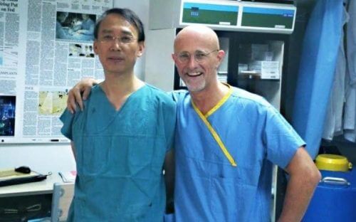 Primul transplant de cap din lume la un spital din China