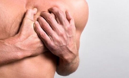 Cauze frecvente ale durerilor în piept ce trebuie să ne îngrijoreze