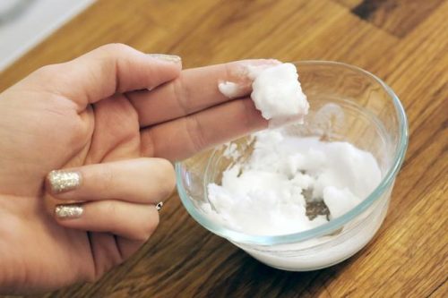 Remedii naturiste pentru petele de pe piele cu bicarbonat de sodiu