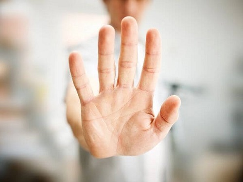 Trăsături care definesc o personalitate puternică, precum respingerea oamenilor egoiști