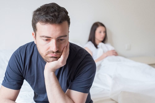 Cum să stimulezi erecția partenerului tău dacă suferă de disfuncție erectilă