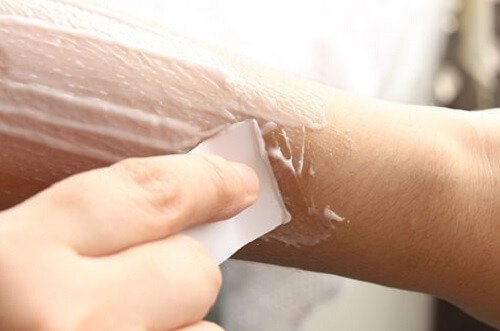 Dezechilibre hormonale ce afectează aspectul fizic și părul corporal