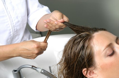 Prevenirea căderii sezoniere a părului cu o loțiune naturală
