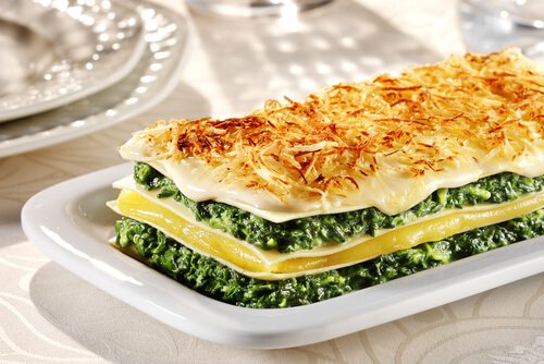 Rețete gustoase cu spanac făcut lasagna