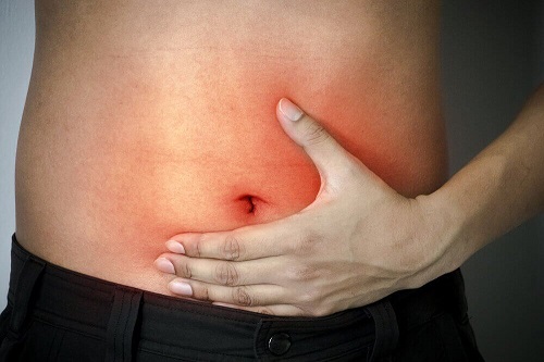 Semne care indică o problemă intestinală precum durerile abdominale