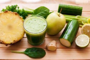 5 smoothie-uri pentru detoxifierea organismului