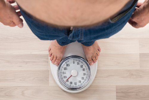 Supraponderalitatea pe lista de cauze posibile ale hipertensiunii arteriale