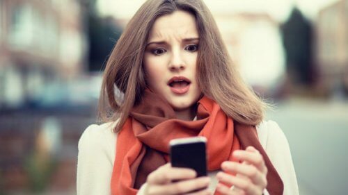 Trucuri pentru a dormi bine precum închiderea telefonului
