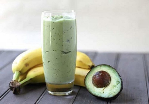 Avocado ca ingredient în băuturi cu ceai verde pentru slăbit