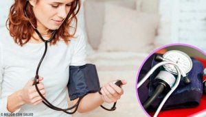 Măsurarea corectă a tensiunii arteriale acasă. 8 sfaturi