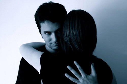 Stai cu partenerul tău de milă și relația poate deveni toxică