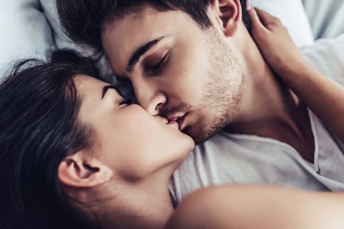 Buzele și alte zone erogene ale bărbaților