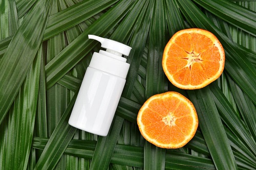 Portocale folosite la prepararea unei creme de noapte naturale