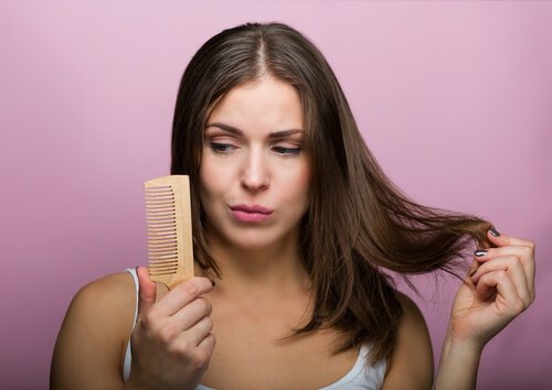 Rețete de șampon natural pentru păr gras