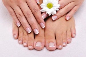 4 tratamente naturale pentru problemele unghiilor