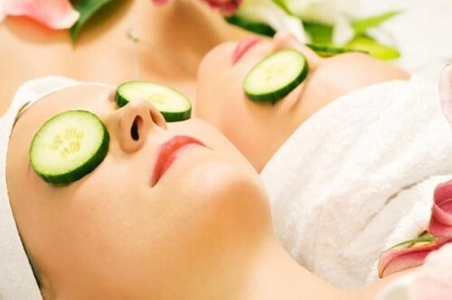 Castravete inclus în remedii naturiste pentru petele pielii